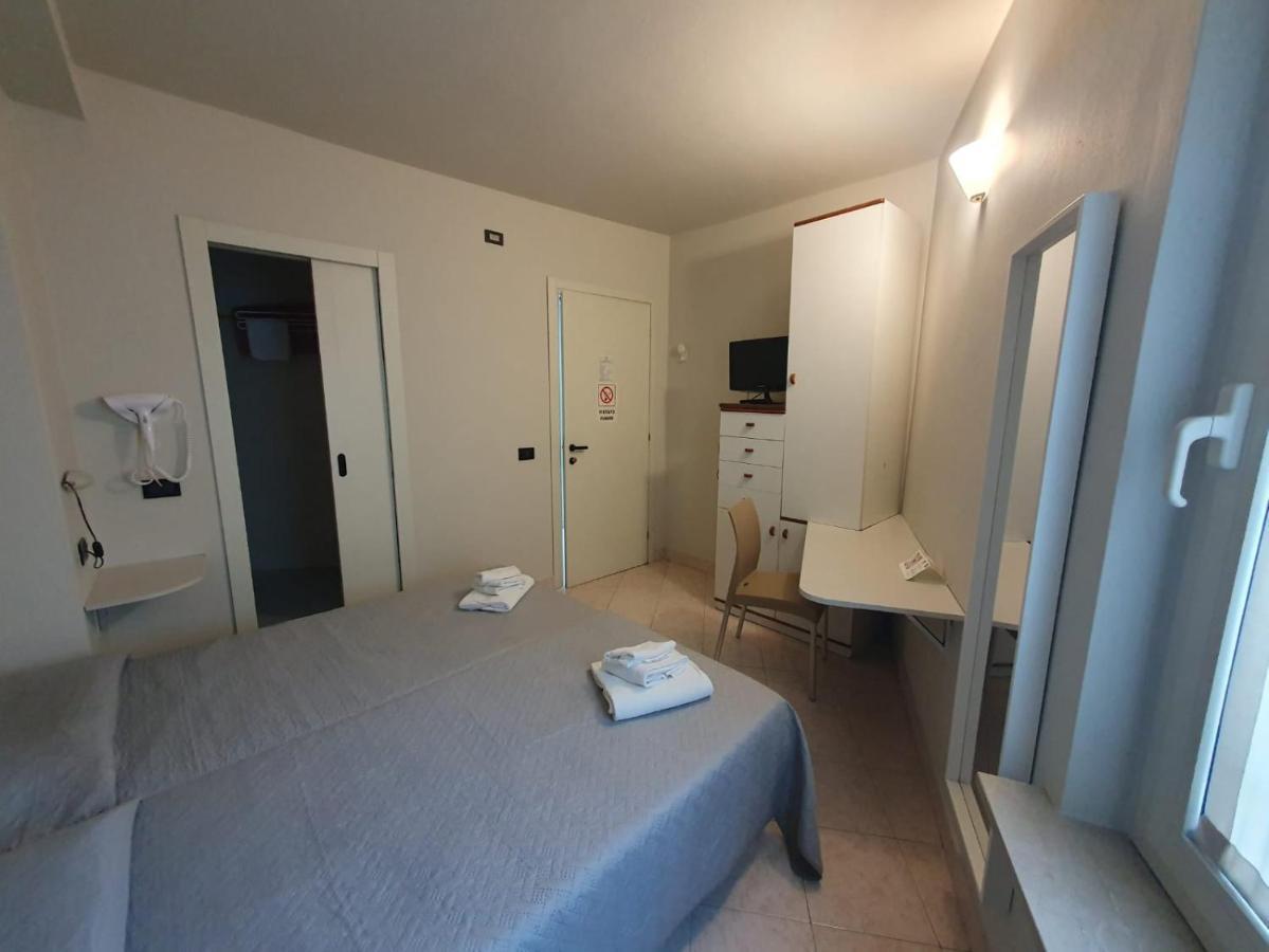 Hotel Cumili Capo di Ponte エクステリア 写真