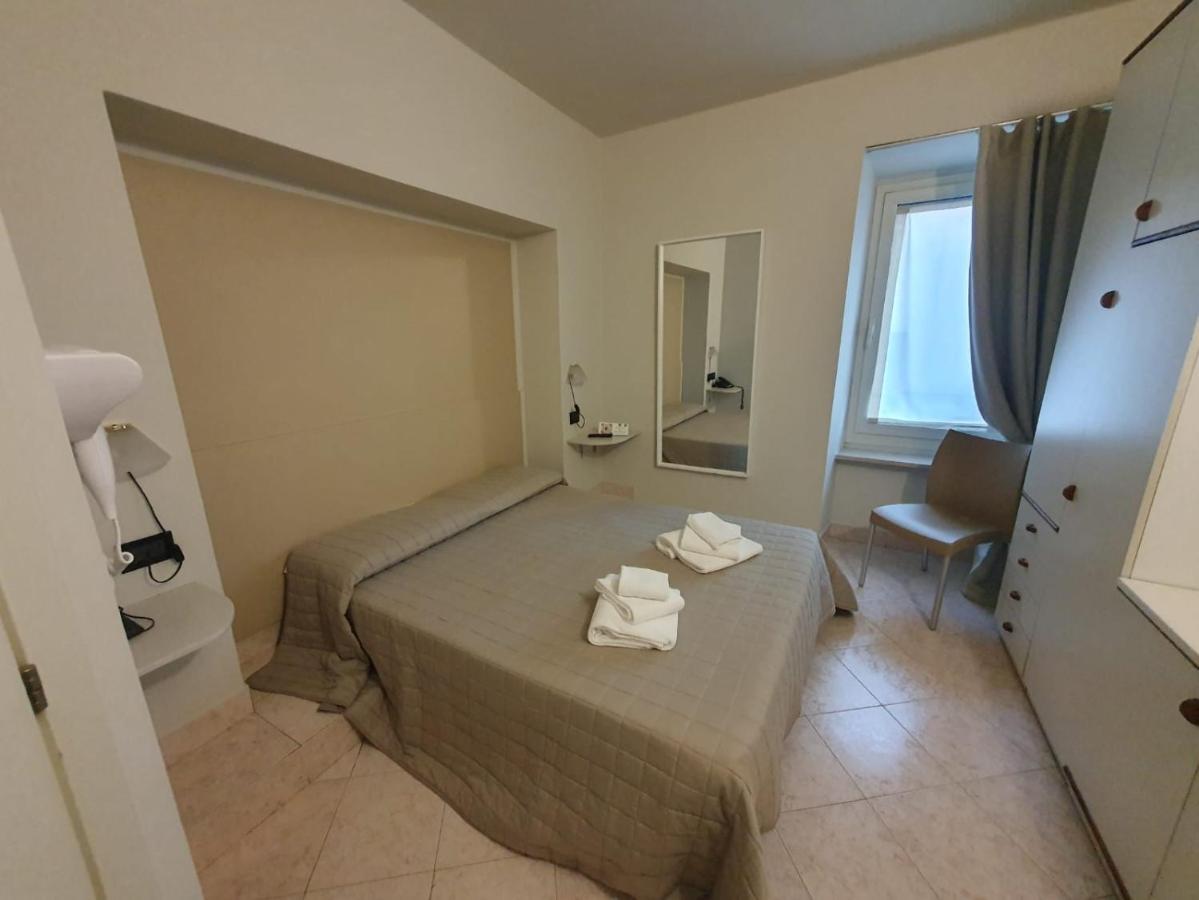 Hotel Cumili Capo di Ponte エクステリア 写真