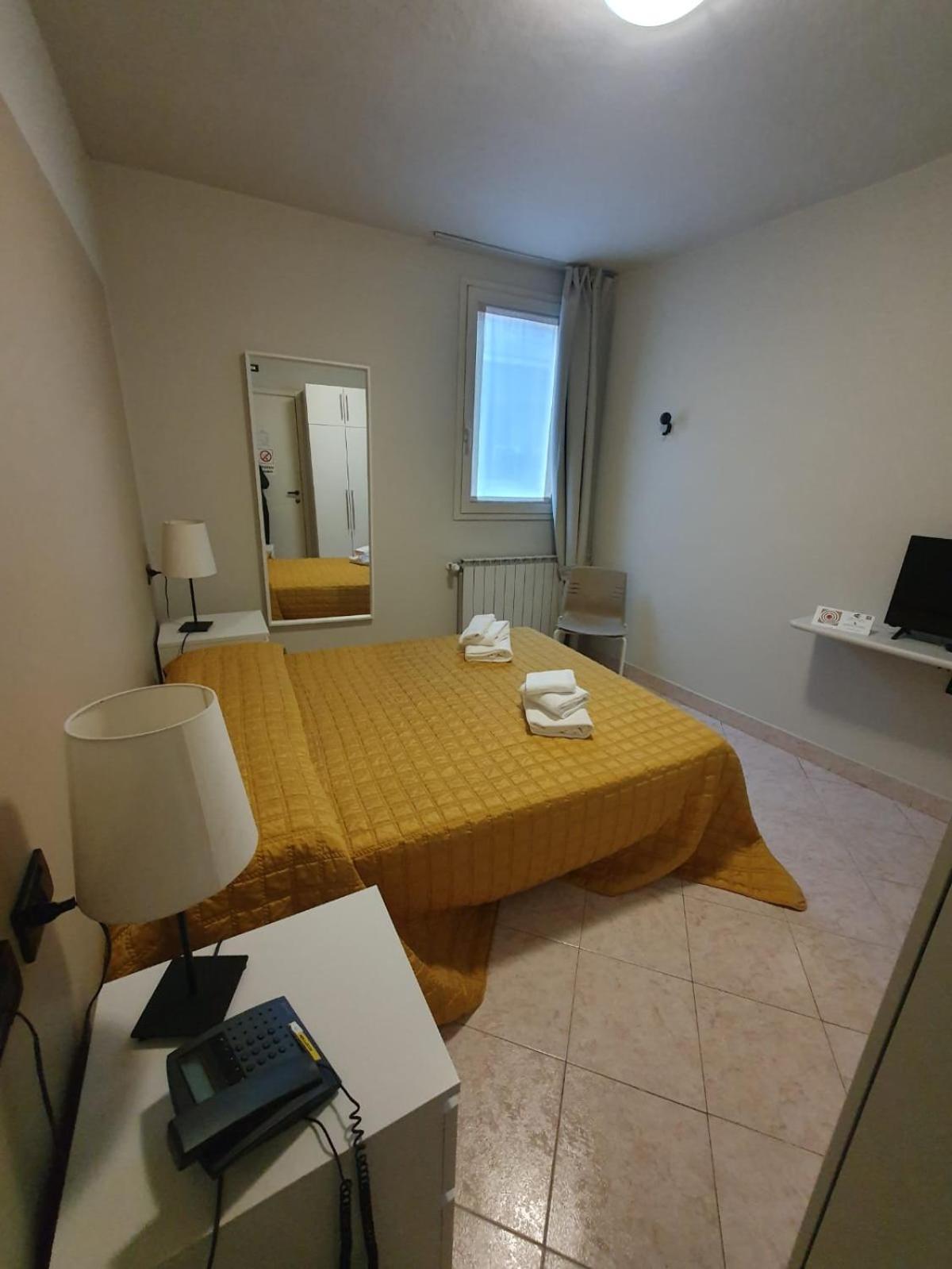 Hotel Cumili Capo di Ponte エクステリア 写真