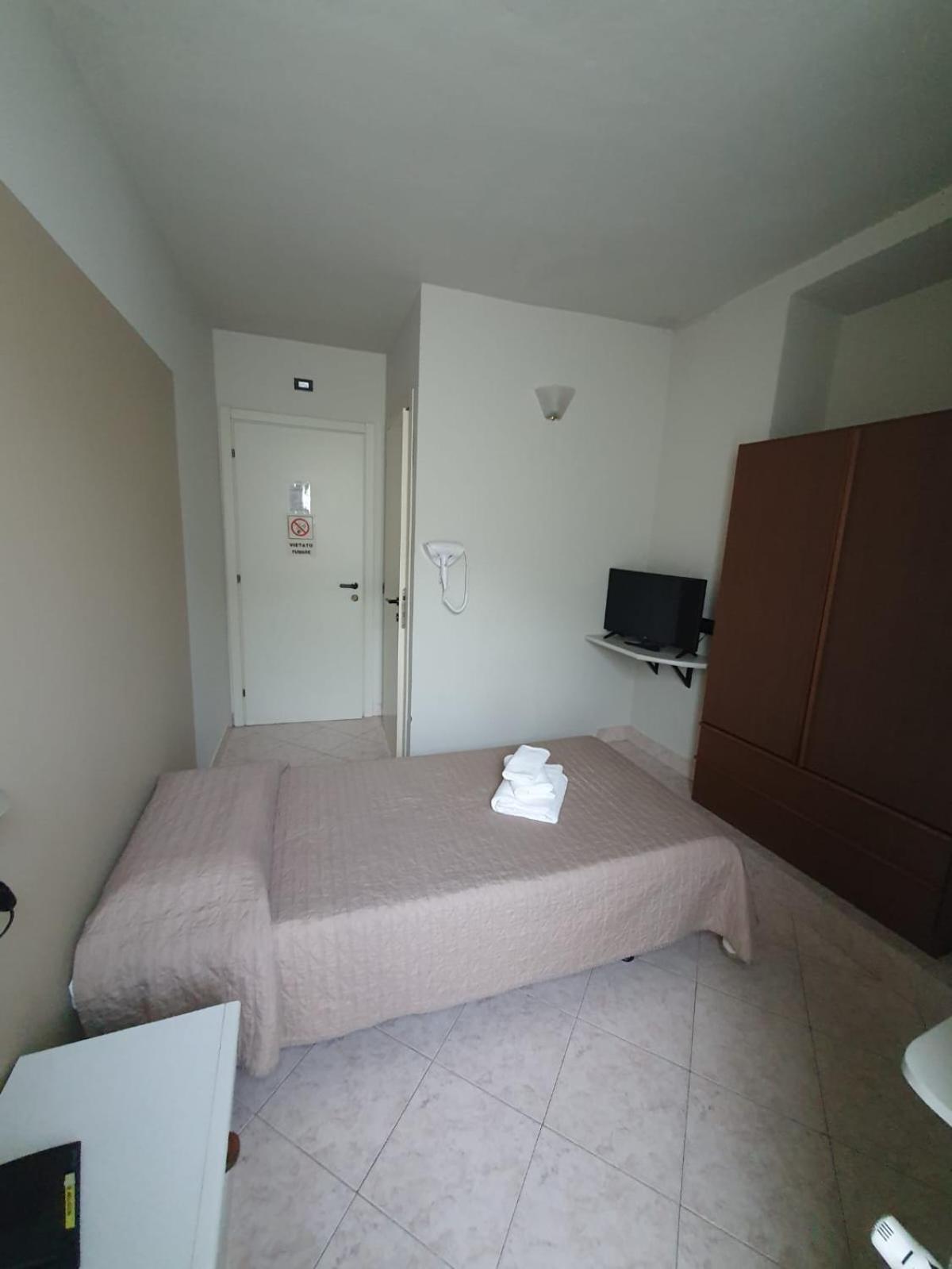 Hotel Cumili Capo di Ponte エクステリア 写真